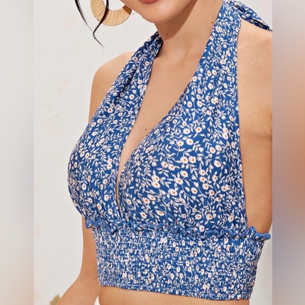 SHEIN Ditsy Floral Halter Crop Top - Blue & White - Size S